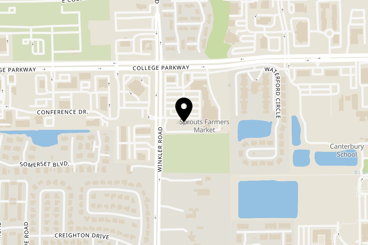 Map showing the location of Banh Mi & Tea College Winkler on 8595 College Pkwy #140 in Fort Myers